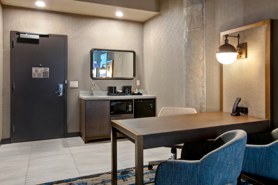 Double Queen Two-Room Suite