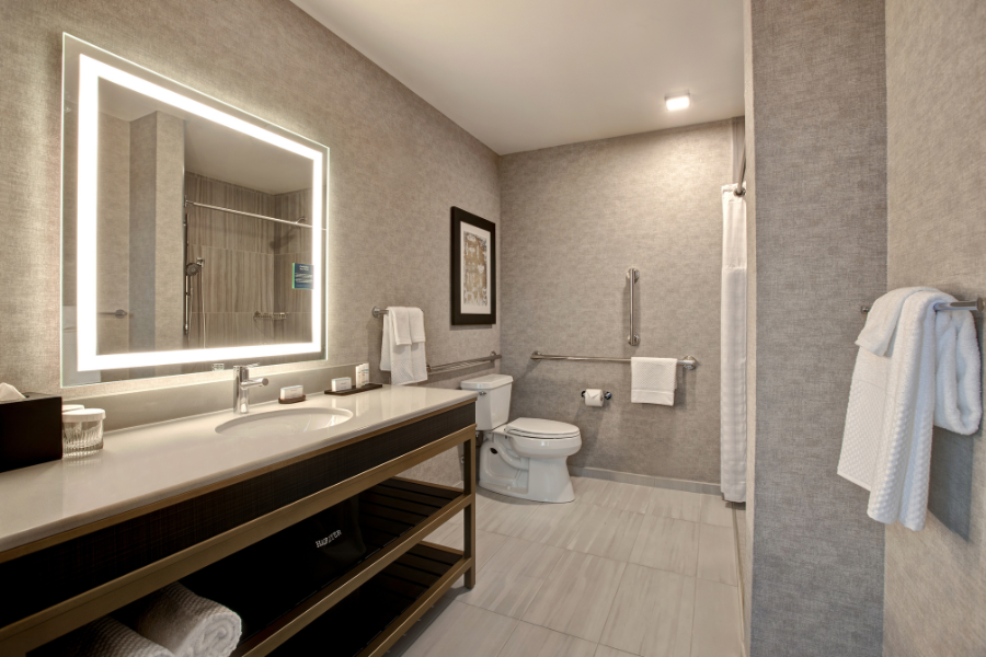 King One-Bedroom Suite Mobility Accessible Roll-in Shower