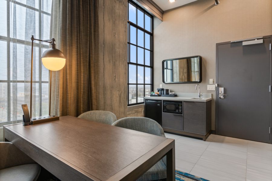 King Two-Room Corner Suite